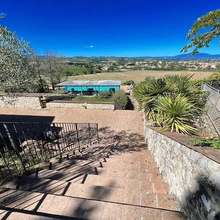 アパート Aircon, Wifi, Infinity Pool, Jacuzzi, Manicured Gardens 6 Apts - All Amazing Colle Umberto