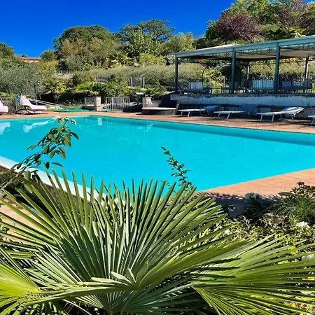 アパート Aircon, Wifi, Infinity Pool, Jacuzzi, Manicured Gardens 6 Apts - All Amazing *