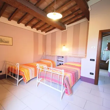 Aircon, Wifi, Infinity Pool, Jacuzzi, Manicured Gardens 6 Apts - All Amazing アパート
